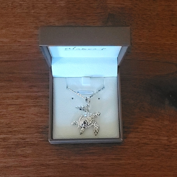 Alamea Hawaii sterling silver turtle pendant necklace (NWT) - Picture 2 of 5